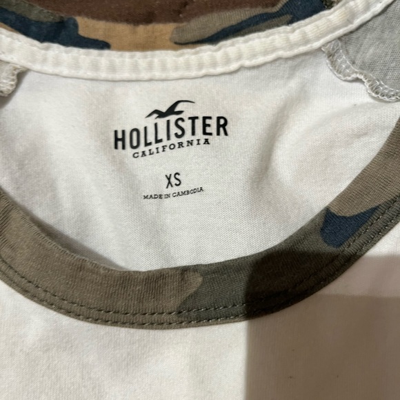 Holister graphic long sleeve T-shirt - Picture 4 of 5